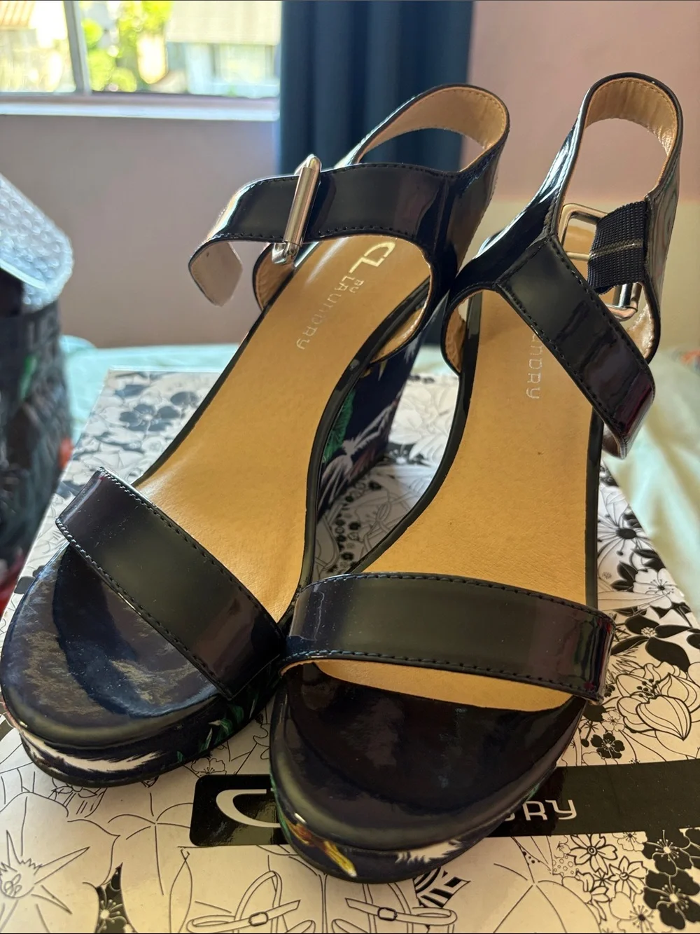 Navy Tropical Print Platform Infinity Slingback wedge Sandals - CL by Laundry
